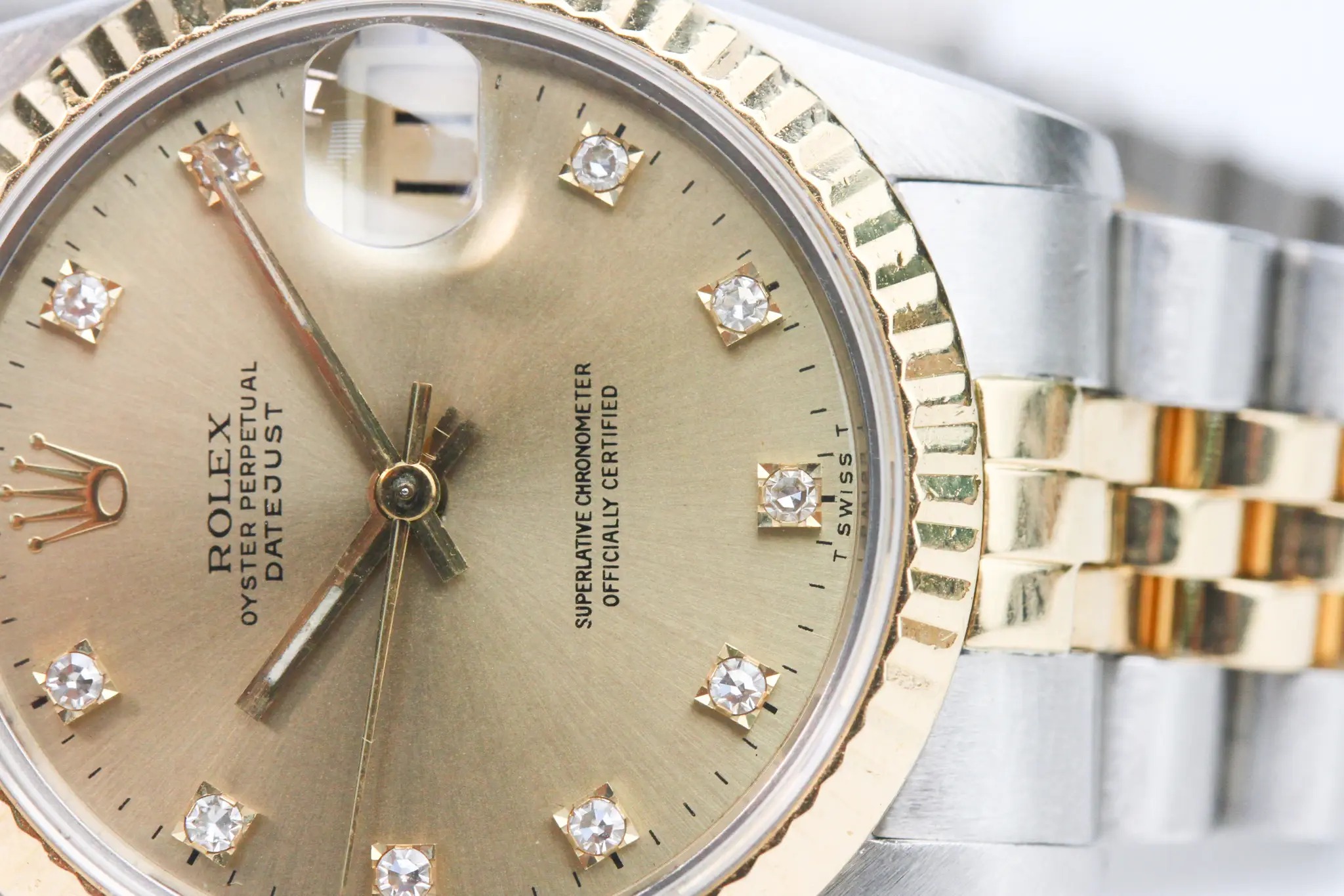 WCA_230022_CN12204-4