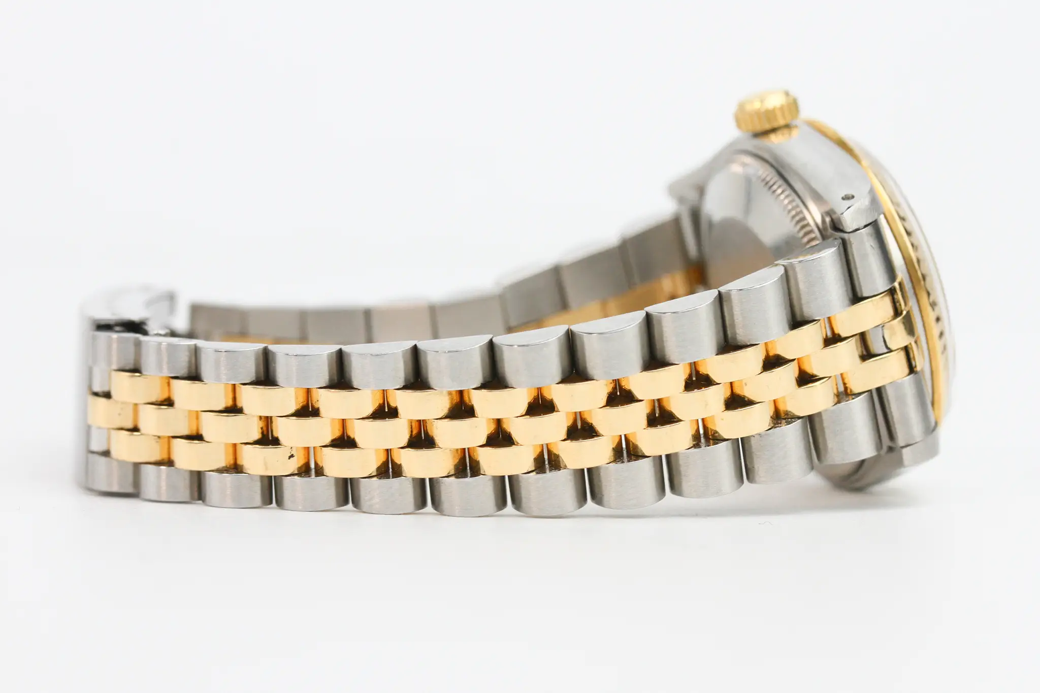 WCA_230022_CN12204-6